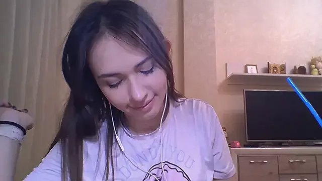 Freechat CeyaLier on StripChat