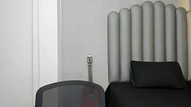 Freechat Charlotte-Star on StripChat