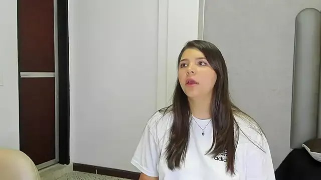 Freechat Charlotte-Star on StripChat