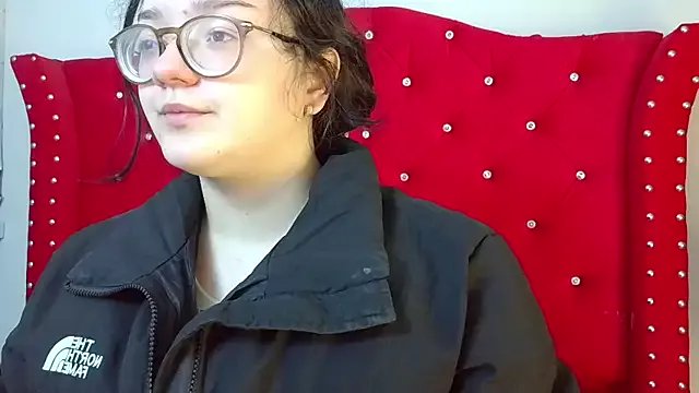 Freechat charlotte1-ls on StripChat