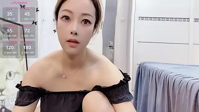 Freechat charlotte520 on StripChat