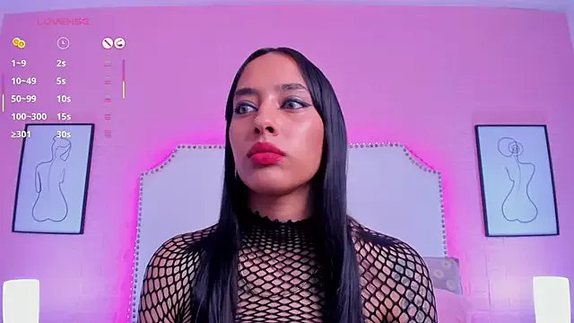 Freechat charlotte_kisss on StripChat