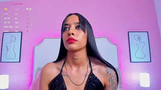 Freechat charlotte_kisss on StripChat