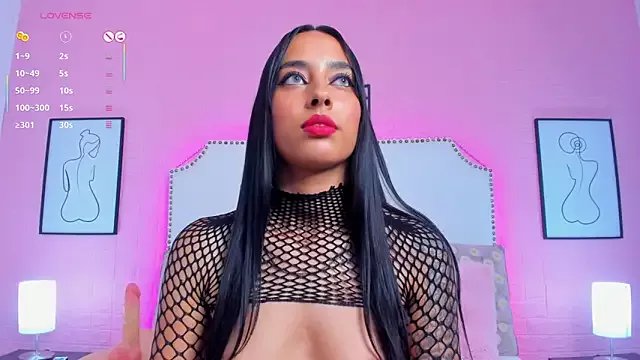 Freechat charlotte_kisss on StripChat