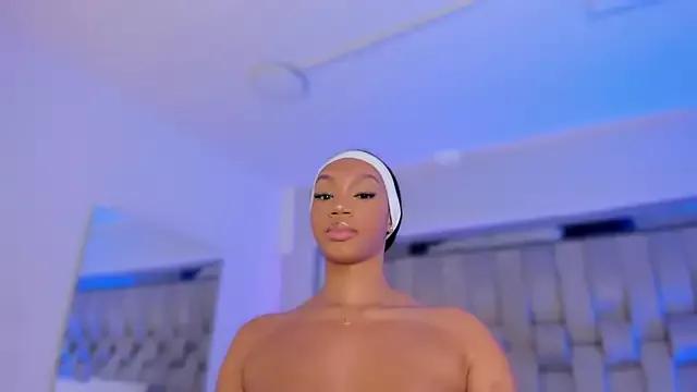 ChaynnaCooper on StripChat