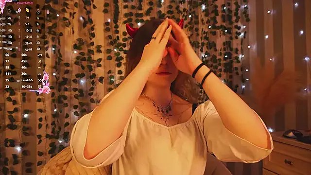 Freechat cheeky_cherry_ on StripChat