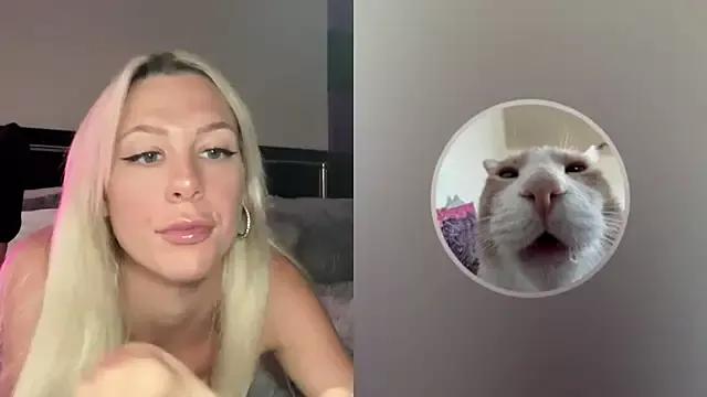 ChelseaCheeky on StripChat