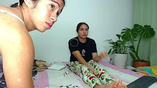 CleoAndAshley on StripChat 