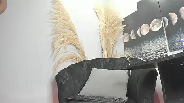 Hot Cloemorningstar wants you to fuck zir body now cloemorningstar from StripChat