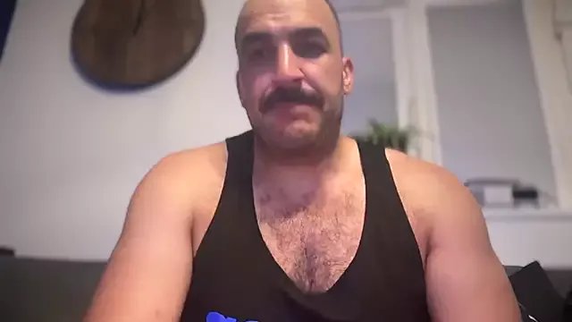 Freechat CloudyMuscleBeefy on StripChat