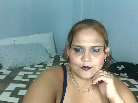 Freechat clover_spice21 on StripChat