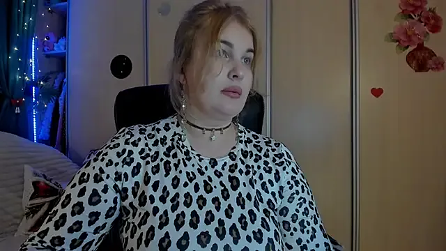 Freechat CoraSwon on StripChat