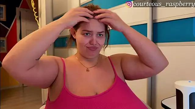 courteous_raspberrry from StripChat