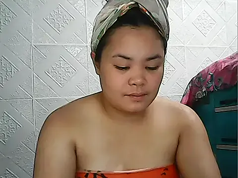 CreamyPussy4uxx — please help me to complate my goals mwua