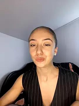 Amazing CristinaSww wants you to fuck their body now CristinaSww from StripChat