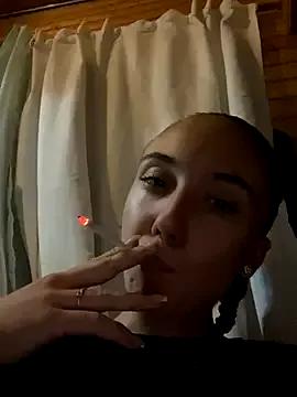 Freechat CristinaSww on StripChat