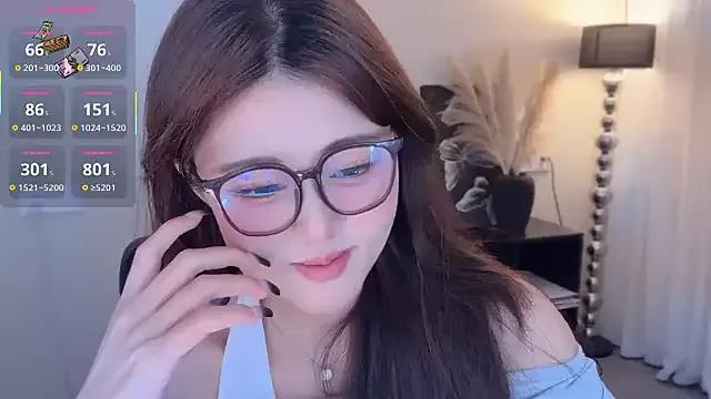 Cure-uuuuuuuu on StripChat