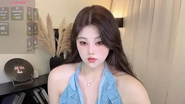 Cure-uuuuuuuu on StripChat