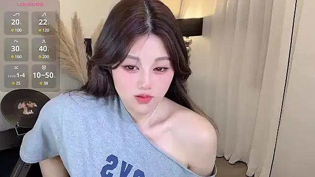 Cure-uuuuuuuu on StripChat