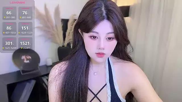 Cure-uuuuuuuu on StripChat