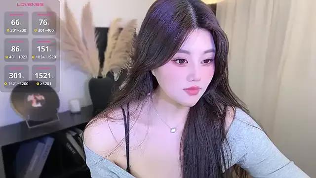 Cure-uuuuuuuu on StripChat