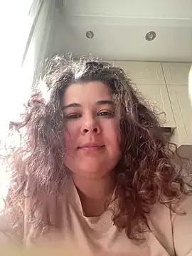 curly_elise