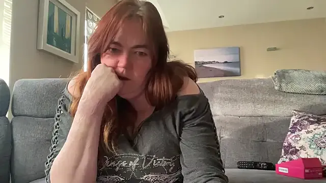 curvy-milf-abbie — Make me cum