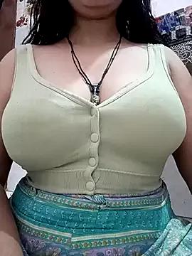 Freechat cute-mahek on StripChat