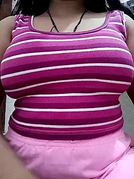 Freechat cute-mahek on StripChat