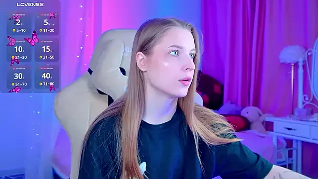 CuteMousee — Freechat on StripChat