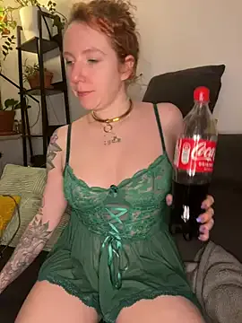 CutieBliss — Domi - interaktives Toy an 