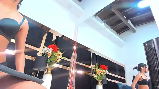 dakotaroux — Get Naked