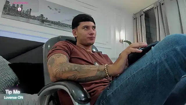 Damian23__ — FULL NAKED