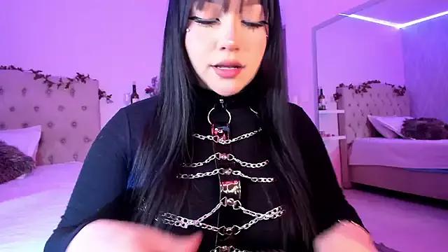 DanielaRuizz on StripChat