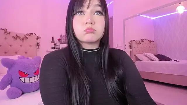 DanielaRuizz on StripChat