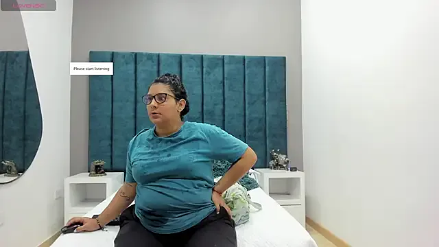 Freechat DanielleEvans_ on StripChat