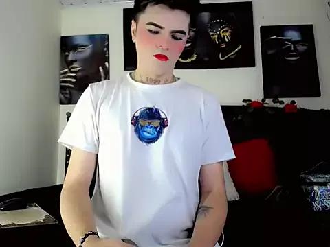 Dann22_- on StripChat