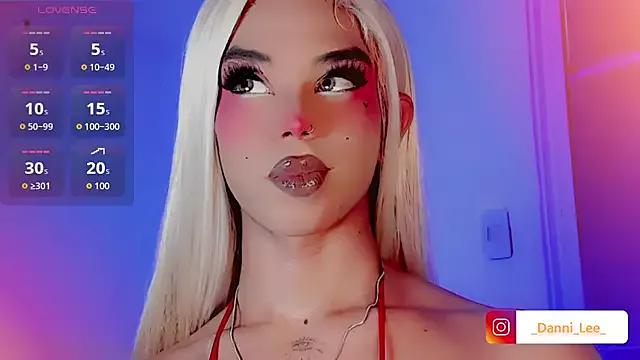 DanniLee_ from StripChat