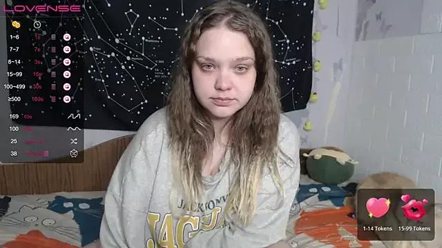 Discover Darling_tony, she wants to masturbate for you darling_tony from StripChat