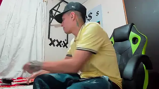 davidlatin66 — play whit ass