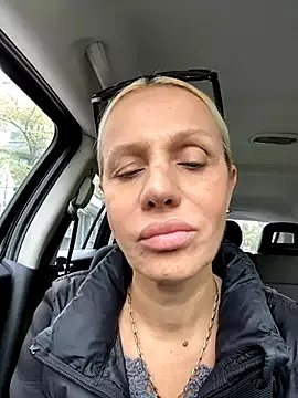 Freechat DeborahXPorn on StripChat