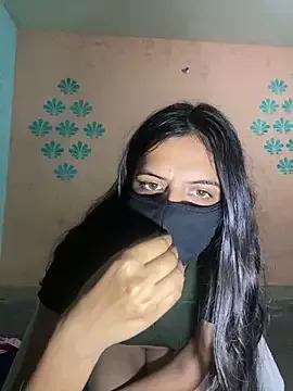 deepikaa_aroraa on StripChat