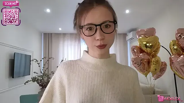 delorathecookiee — cameltoe