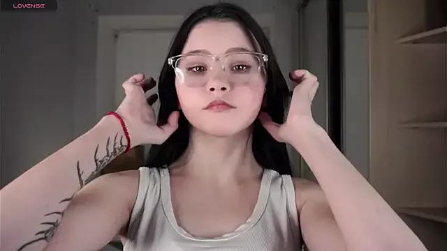 Freechat DelphaDivenere on StripChat