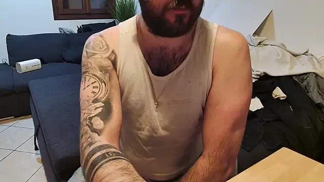 StripChat dioludroo is Freechat dioludroo — T-shirt off.. NEXT TIKET SHOW