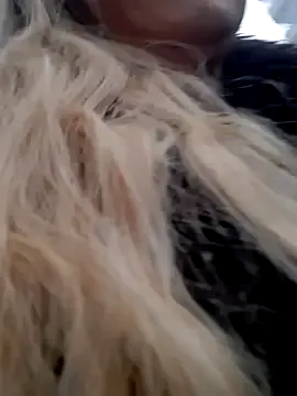 StripChat Dirtyfeelin is Freechat Dirtyfeelin — Kiss my dildo then fuck my pussy