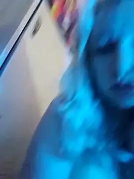 DROPPEDEADDAISY on StripChat 