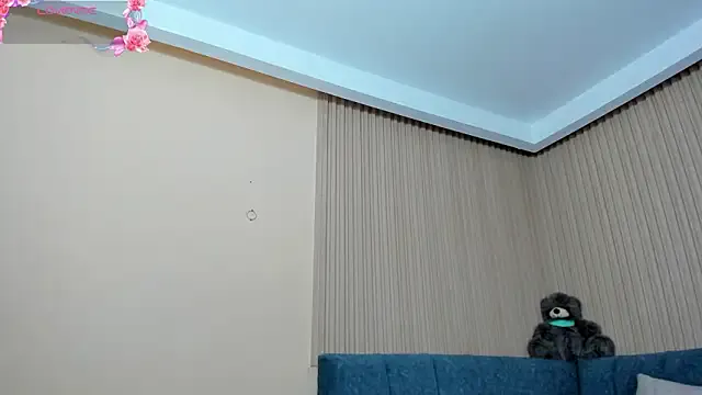 StripChat Dulce_emi is Freechat Dulce_emi — lovense control x3 minutes + ice pussy