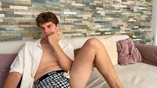 dymonted — Cum Show