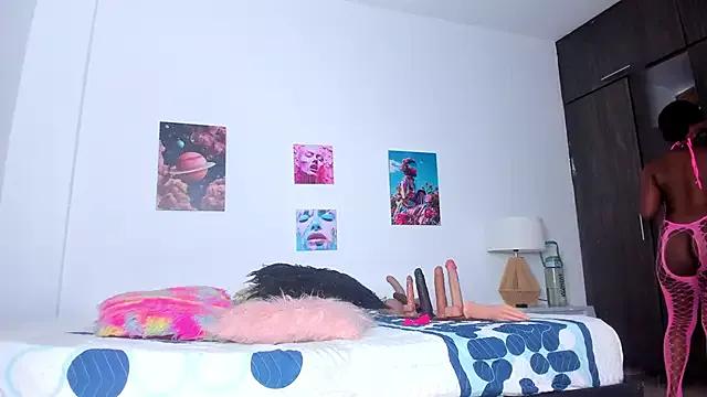 Freechat ebony_cutte on StripChat